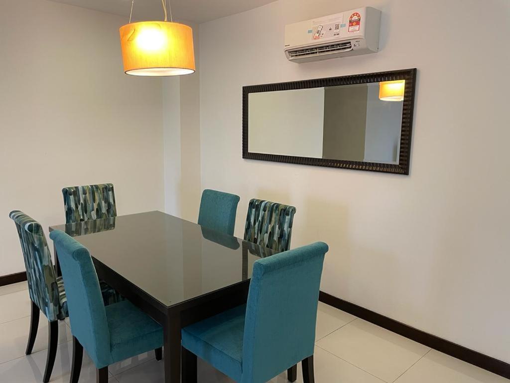 The Nomad Serviced Residences Bangsar Kuala Lumpur Extérieur photo